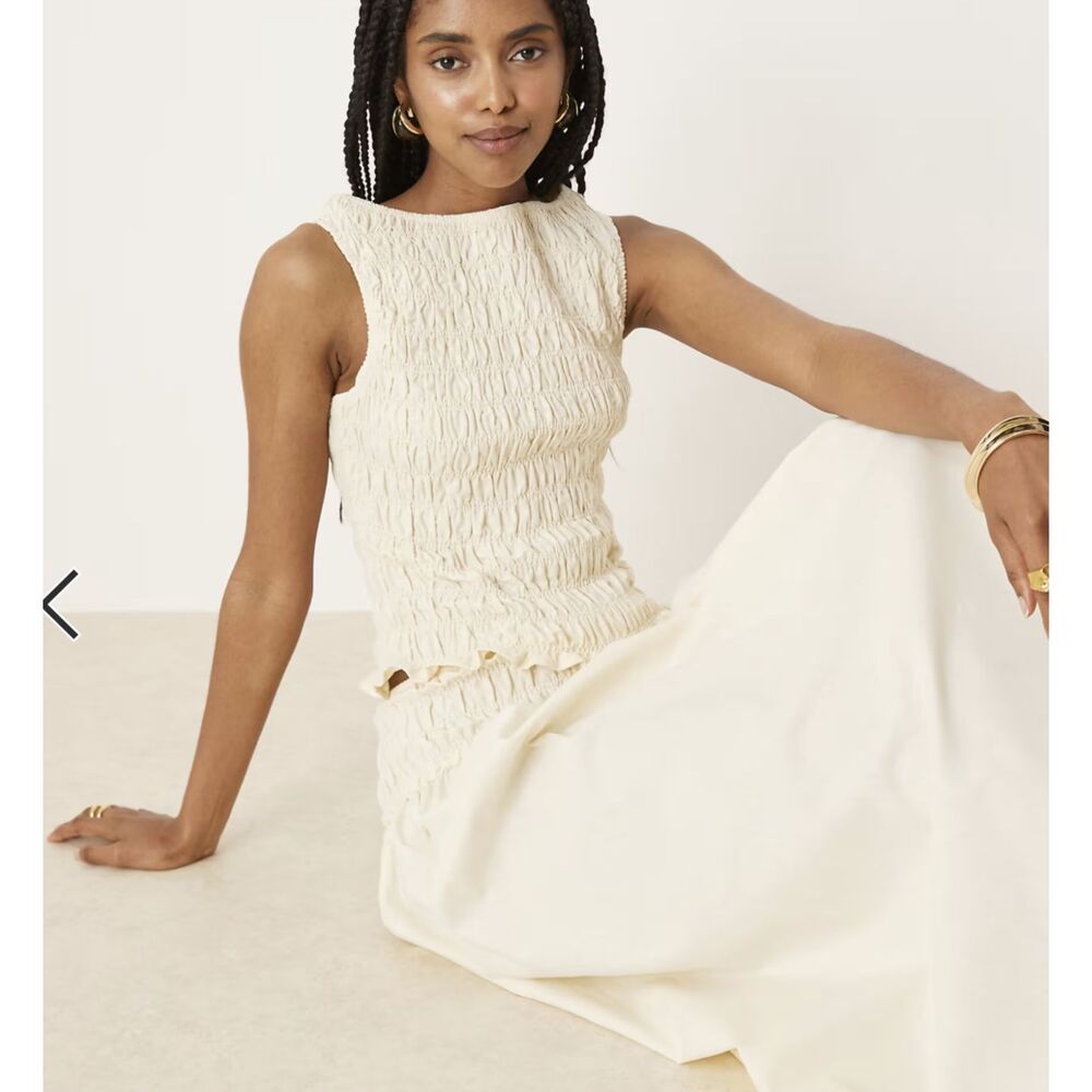 ASOS DESIGN shirred sleeveless tank in ivory medium - Picture 3 of 4